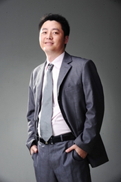 罗诗伟