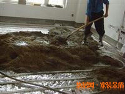 铺贴地砖要点二:水泥沙子质量要选好点的
