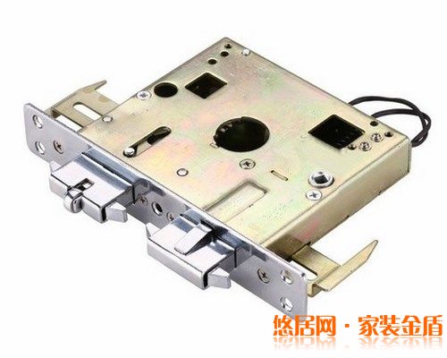 f防盗门能更换锁芯之安装锁芯