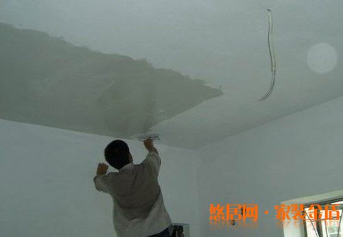 墙面涂料施工的步骤是怎样的？